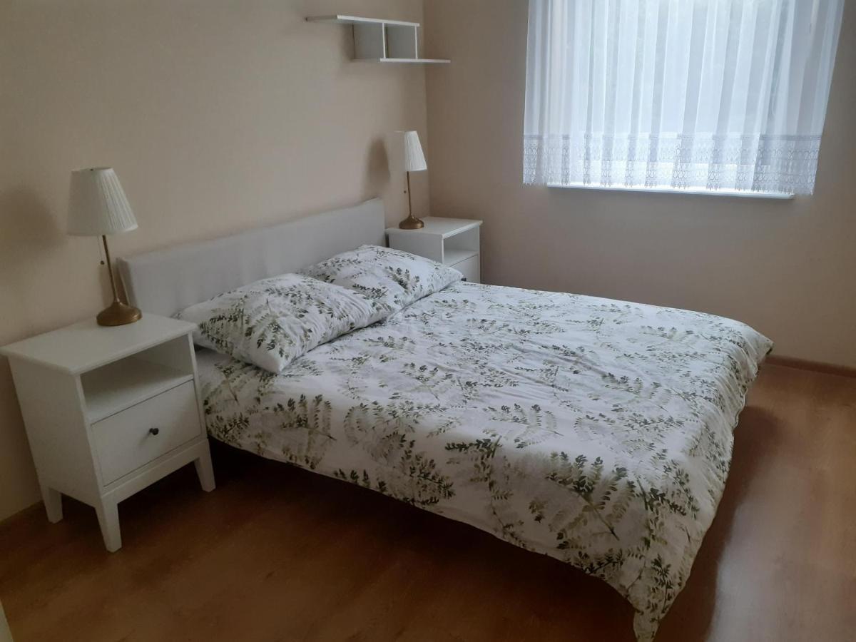 Sloneczny Apartament Z Malym Ogrodkiem เวย์แฮรอวอ ภายนอก รูปภาพ